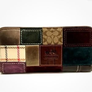 Coach Holiday Multi Patchwork Bleecker Accordion Zip Around Large Purse Wallet